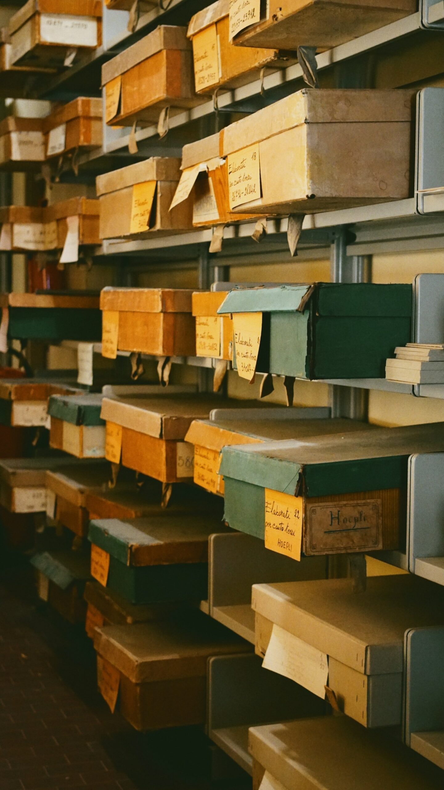The Art Behind Anomalous Storytelling